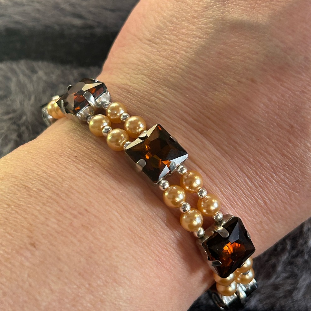 Handcrafted square cut brown topaz glass pearl beaded bracelet